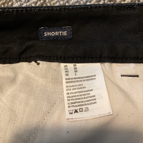 American Eagle Black Short Shorts - Picture 7 of 7